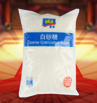 宜客(AKA)白砂糖產(chǎn)自廣西南寧2kg每袋，本產(chǎn)品精心挑選上等的蔗糖等原材料制作而成，品質(zhì)純正天然，讓您食用的放心。本產(chǎn)品采用的是塑料質(zhì)地包裝，簡(jiǎn)潔大方，食用簡(jiǎn)單，是您廚房的好幫手。甘醇可口，晶瑩剔透，清甜滋潤(rùn)，是您日常飲品，佐餐甜品的絕佳上選。